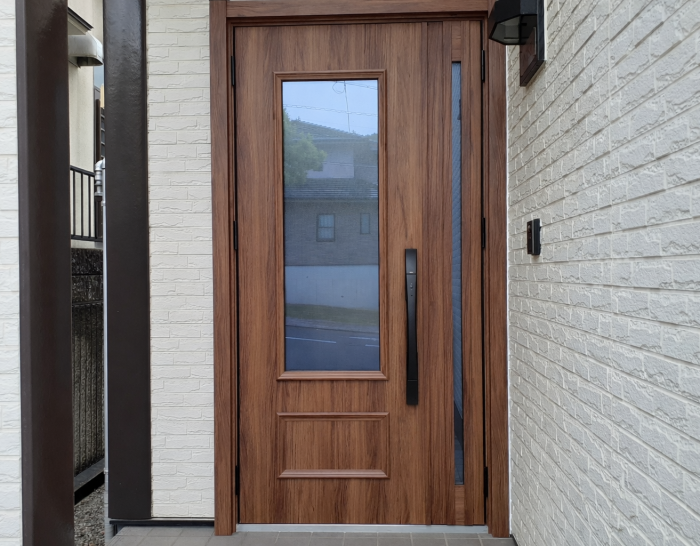 リモコンキー対応の玄関ドアへ